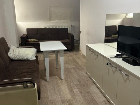 2 otaq · 45 m² · 17/17 mərtəbə, İnşaatçılar
