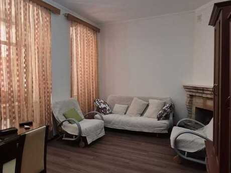 2 otaq · 60 m² · 1/3 mərtəbə, Sahil