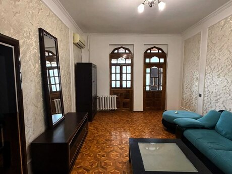 Elmlər Akademiyasında 3 otaqlı köhnə tikili mənzil kirayə verilir, 90 m², 1 000 AZN/ay, şəkil 3 / 11
