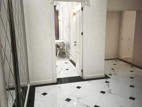 Сдаётся 3-комнатная квартира в новостройке, 28 May, 150 м², 1 500 AZN/мес, фото 4 / 11