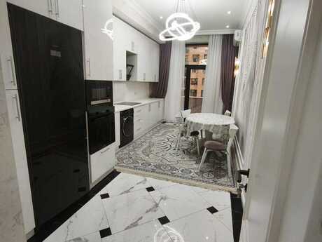Сдаётся 3-комнатная квартира в новостройке, 28 May, 150 м², 1 500 AZN/мес, фото 3 / 11