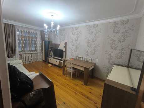 Əhmədlidə 3 otaqlı köhnə tikili mənzil satılır, 70 m², 185 000 AZN, şəkil 2 / 12