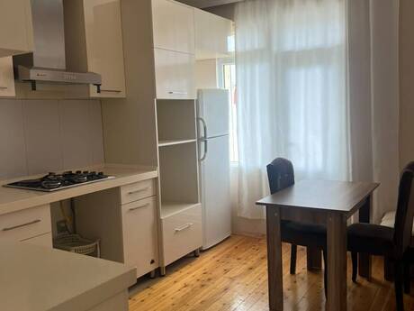 İnşaatçılarda 2 otaqlı köhnə tikili mənzil kirayə verilir, 60 m², 700 AZN/ay, şəkil 4 / 11