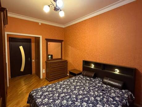 Memar Əcəmidə 3 otaqlı köhnə tikili mənzil satılır, 70 m², 205 000 AZN, şəkil 4 / 12