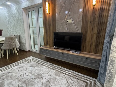 Əhmədlidə 3 otaqlı köhnə tikili mənzil satılır, 65 m², 205 000 AZN, şəkil 3 / 12