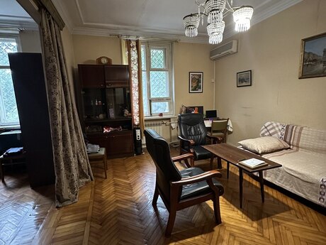 Nəsimidə 4 otaqlı köhnə tikili mənzil satılır, 108 m², 370 000 AZN, şəkil 4 / 12