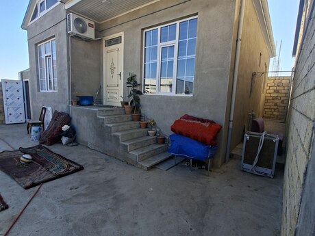 3 otaq · 70 m², Saray