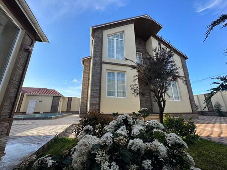 Nardaranda 4 otaqlı həyət evi satılır, 206 m², 420 000 AZN, şəkil 2 / 12