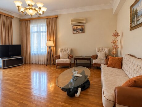 3-room new-build apartment for rent in Azadlıq Prospekti, 120 m², 1 000 AZN/mo, photo 2 / 12