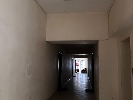Gənclikdə 2 otaqlı köhnə tikili mənzil satılır, 40 m², 144 000 AZN, şəkil 4 / 12