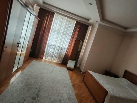 Elmlər Akademiyasında 3 otaqlı yeni tikili mənzil satılır, 168 m², 450 000 AZN, şəkil 3 / 10