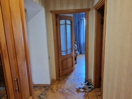 Elmlər Akademiyasında 3 otaqlı köhnə tikili mənzil satılır, 75 m², 230 000 AZN, şəkil 4 / 10