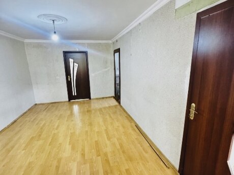 Продаётся 3-комнатная квартира в старом фонде, Yasamal, 55 м², 156 000 AZN, фото 2 / 12