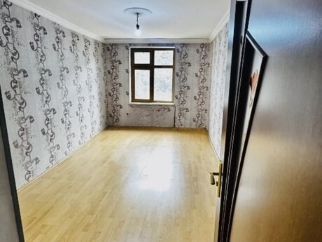 Продаётся 3-комнатная квартира в старом фонде, Yasamal, 55 м², 156 000 AZN, фото 5 / 12
