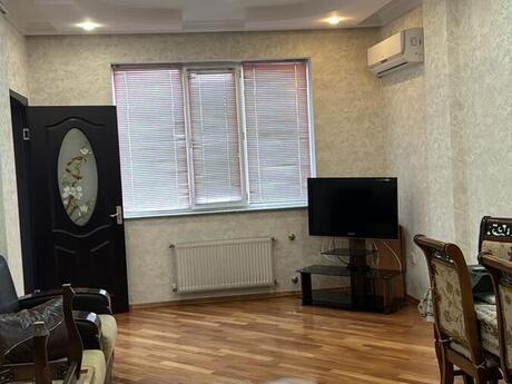 8 Noyabrda 3 otaqlı yeni tikili mənzil kirayə verilir, 90 m², 950 AZN/ay, şəkil 2 / 11