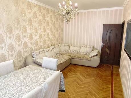 Продаётся 3-комнатная квартира в старом фонде, 9-cu mikrorayon, 80 м², 205 000 AZN, фото 4 / 12
