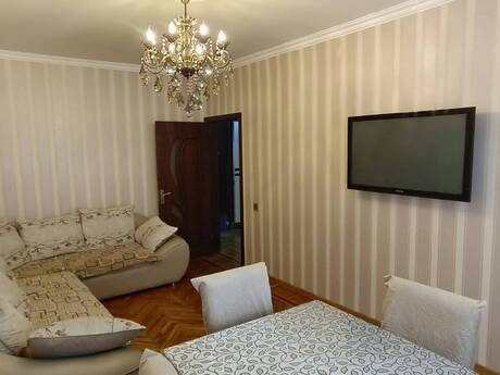 Продаётся 3-комнатная квартира в старом фонде, 9-cu mikrorayon, 80 м², 205 000 AZN, фото 5 / 12