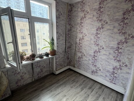 Qara Qarayevdə 2 otaqlı köhnə tikili mənzil satılır, 40 m², 125 000 AZN, şəkil 4 / 12