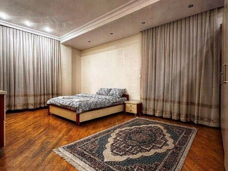 Сдаётся 3-комнатная квартира в новостройке, 28 May, 133 м², 1 300 AZN/мес, фото 2 / 11