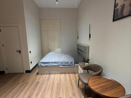 Продаётся 3-комнатная квартира в старом фонде, Sahil, 48 м², 293 900 AZN, фото 2 / 12