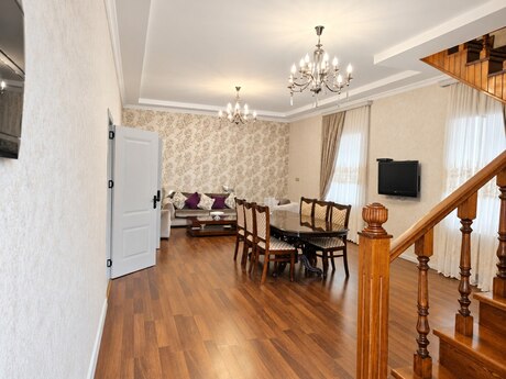 Binədə 5 otaqlı həyət evi satılır, 180 m², 219 000 AZN, şəkil 2 / 12