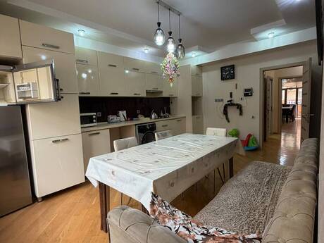 4-room new-build apartment for sale in Qurtuluş 93 residence, 120 m², 170 000 AZN, photo 3 / 12