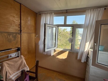 Продаётся 3-комнатная квартира в старом фонде, Qara Qarayev, 75 м², 164 000 AZN, фото 5 / 9