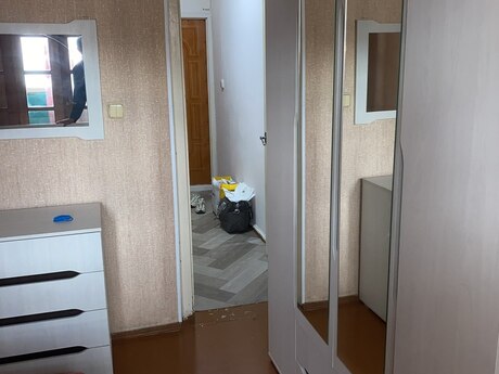 Bakıxanovda 2 otaqlı köhnə tikili mənzil kirayə verilir, 50 m², 300 AZN/ay, şəkil 2 / 6