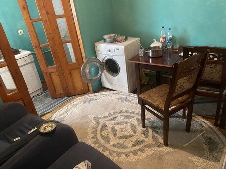 Bakıxanovda 2 otaqlı köhnə tikili mənzil kirayə verilir, 50 m², 300 AZN/ay, şəkil 3 / 6