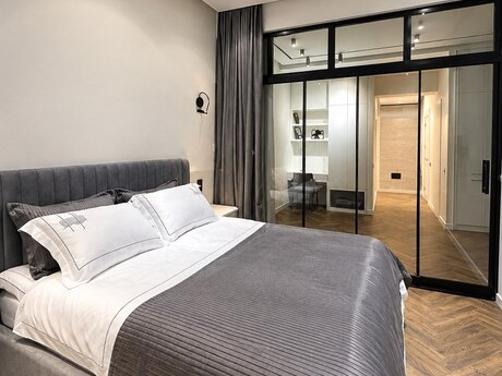 Şah İsmayıl Xətaidə 2 otaqlı yeni tikili mənzil kirayə verilir, 74 m², 1 500 AZN/ay, şəkil 2 / 6