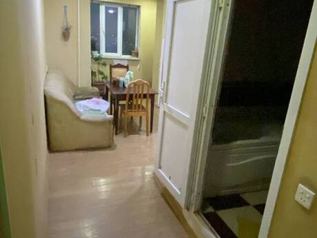 3-room old-build apartment for rent in Qaraçuxur, 82 m², 580 AZN/mo, photo 5 / 7