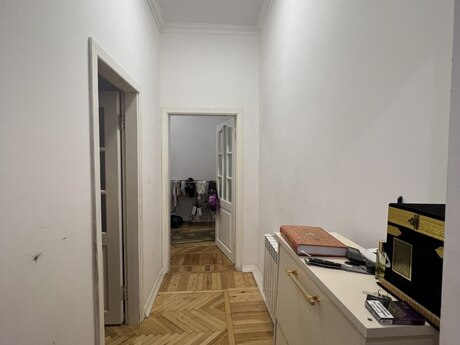 2-room old-build apartment for sale in Nəriman Nərimanov, 48 m², 199 000 AZN, photo 3 / 12