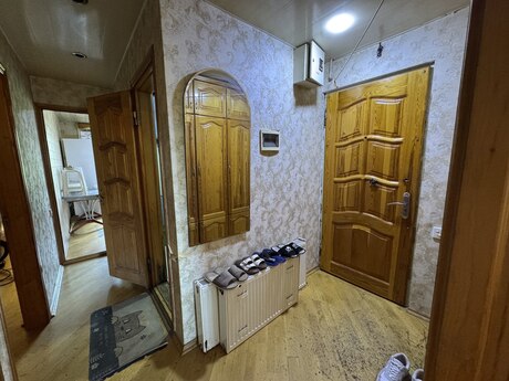 Neftçilərdə 3 otaqlı köhnə tikili mənzil satılır, 65 m², 187 000 AZN, şəkil 4 / 10