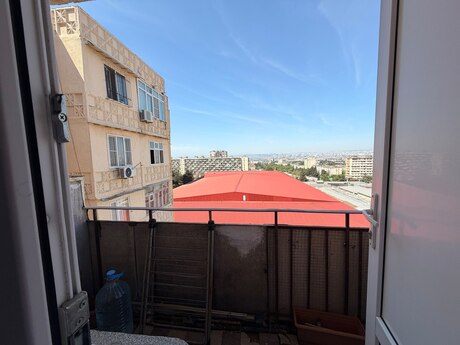 2-room old-build apartment for sale in Xalqlar Dostluğu, 65 m², 174 500 AZN, photo 4 / 12