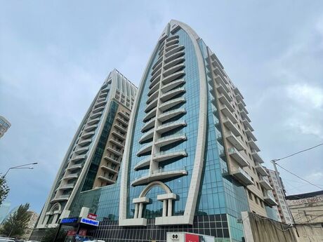 Elan №6527361 - Bakı, Elmlər Akademiyası m., 5 otaqlı, 300 m²