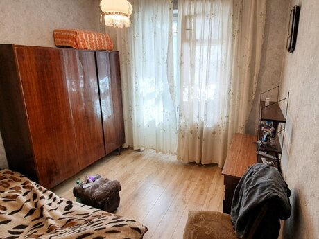 Продаётся 4-комнатная квартира в старом фонде, Əhmədli, 90 м², 240 000 AZN, фото 5 / 10
