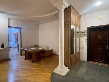 Nizamidə 4 otaqlı yeni tikili mənzil satılır, 205 m², 385 000 AZN, şəkil 2 / 8