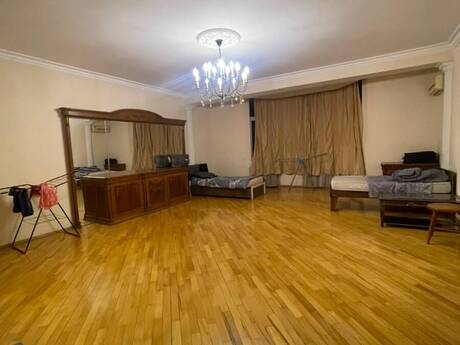 Объявление №6527501 - Баку, м. Низами, 4-комн., 205 м², 11/13 этаж