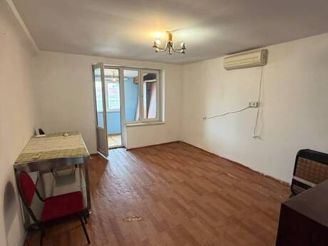 Продаётся 3-комнатная квартира в старом фонде, Şüvəlan, 40 м², 63 000 AZN, фото 5 / 9