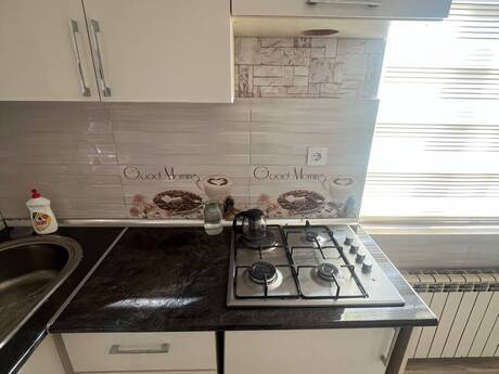 Yeni Günəşlidə 2 otaqlı yeni tikili mənzil kirayə verilir, 50 m², 490 AZN/ay, şəkil 4 / 12