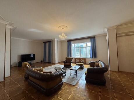 28 Mayda 7 otaqlı yeni tikili mənzil satılır, 700 m², 1 900 000 AZN, şəkil 2 / 12