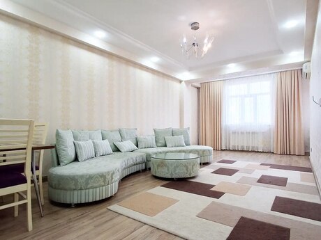 Продаётся 2-комнатная квартира в новостройке, Nəsimi, 68 м², 199 000 AZN, фото 2 / 9