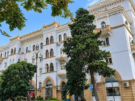 Продаётся 2-комнатная квартира в старом фонде, Elmlər Akademiyası, 45 м², 235 000 AZN, фото 2 / 12