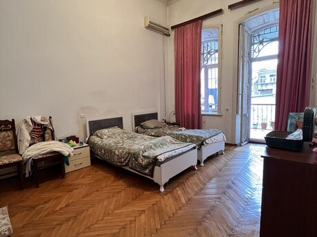 Продаётся 2-комнатная квартира в старом фонде, Sahil, 60 м², 248 000 AZN, фото 2 / 7