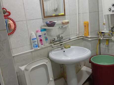 Продаётся 2-комнатная квартира в старом фонде, Həzi Aslanov, 43 м², 110 000 AZN, фото 4 / 10