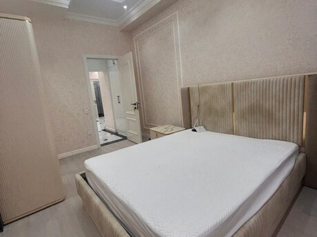 3-room new-build apartment for rent in İnşaatçılar, 100 m², 740 AZN/mo, photo 3 / 8