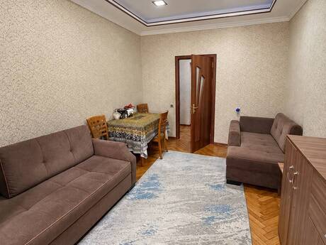 3-room old-build apartment for sale in Neftçilər, 70 m², 150 000 AZN, photo 3 / 12