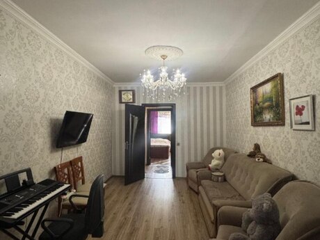 Продаётся 2-комнатная квартира в старом фонде, Elmlər Akademiyası, 68 м², 229 000 AZN, фото 5 / 10
