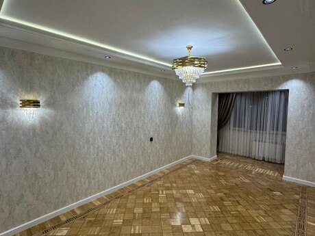 Yeni Yasamalda 3 otaqlı köhnə tikili mənzil satılır, 90 m², 210 000 AZN, şəkil 2 / 12