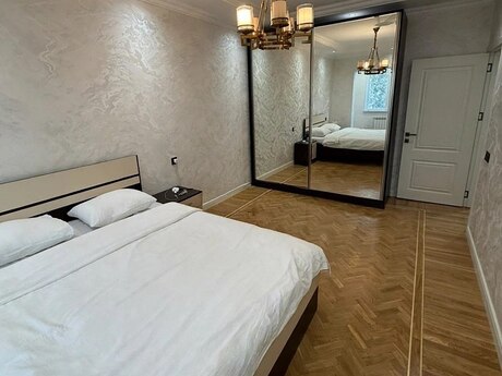 Elan №6527699 - Bakı, Gənclik m., 3 otaqlı, 90 m², 2/9 mərtəbə